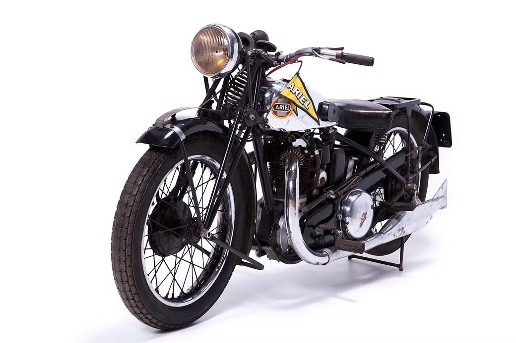 Ariel  vintage motorcycle image 2 from GROM Museum Slovenia