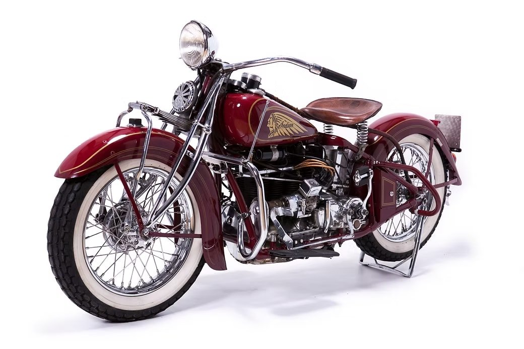 Indian 437 Sport 1937 image 5 - legendary four-cylinder American motorcycle at GROM Museum Vransko