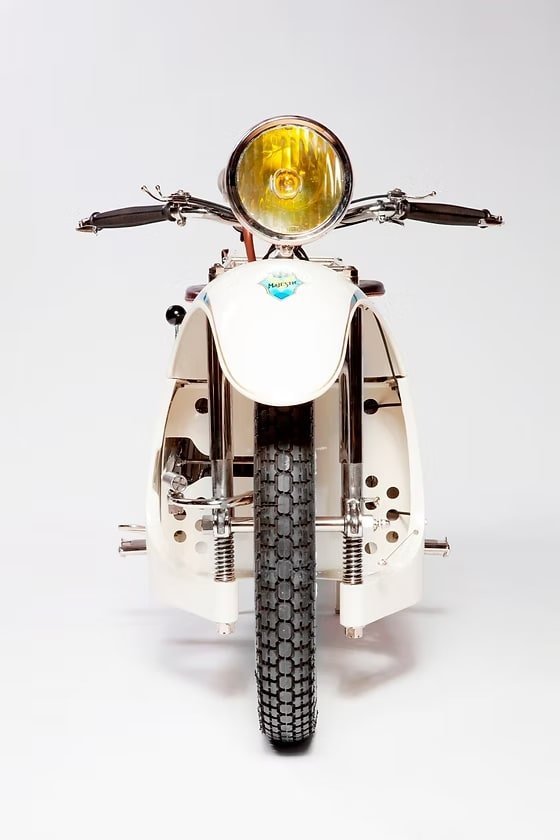 Majestic 350 1929 image 3 - French art-deco motorcycle masterpiece from GROM Museum Slovenia