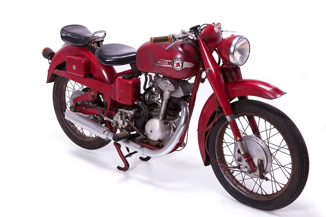 Miller Balsamo vintage motorcycle image 3 - Italian classic from GROM Museum collection