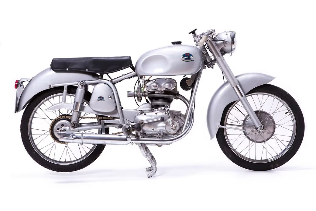 Mondial 220 vintage motorcycle image 1 - Italian classic from GROM Museum collection